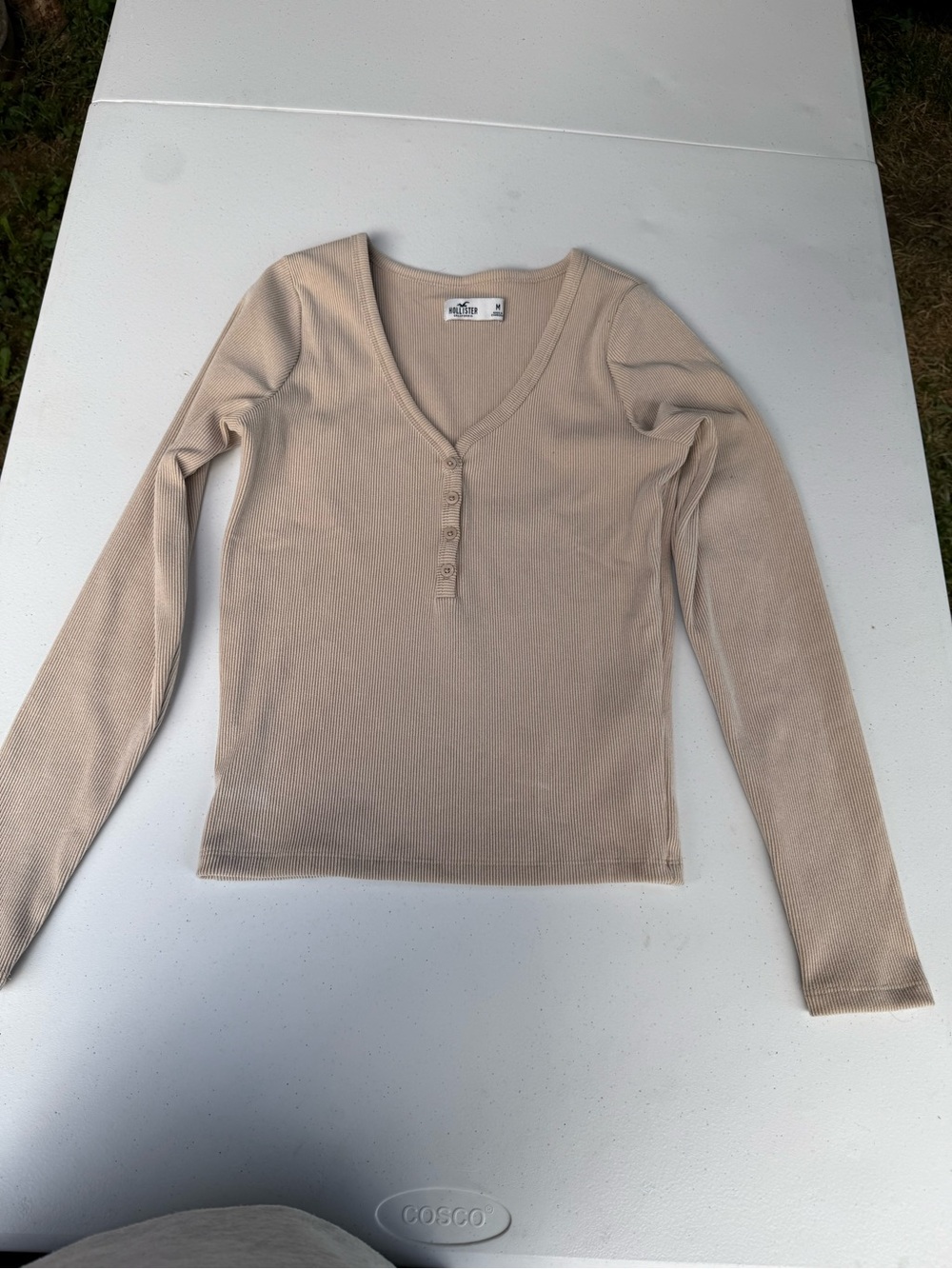 Hollister Long Sleeve Ribbed Henley Top in Beige